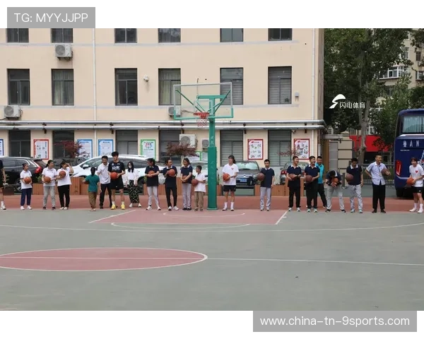 运动员参与社会公益活动提升公众形象，运动类公益活动